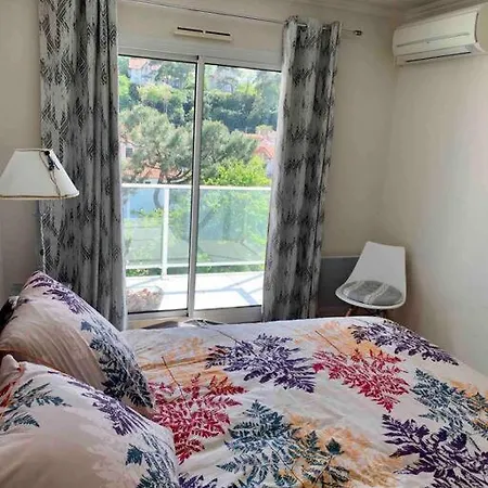 In Arcachon, Near The Apartamento *